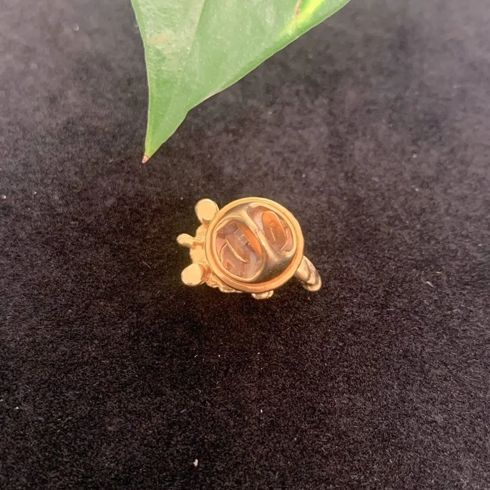 N/A adorable gold